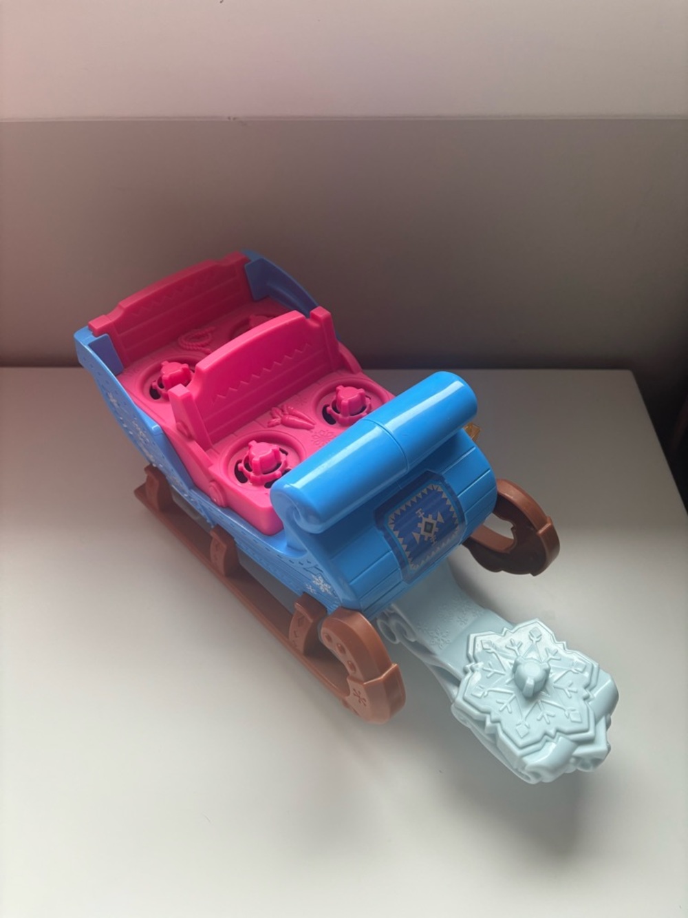 Little people frozen Kristoff sleigh
